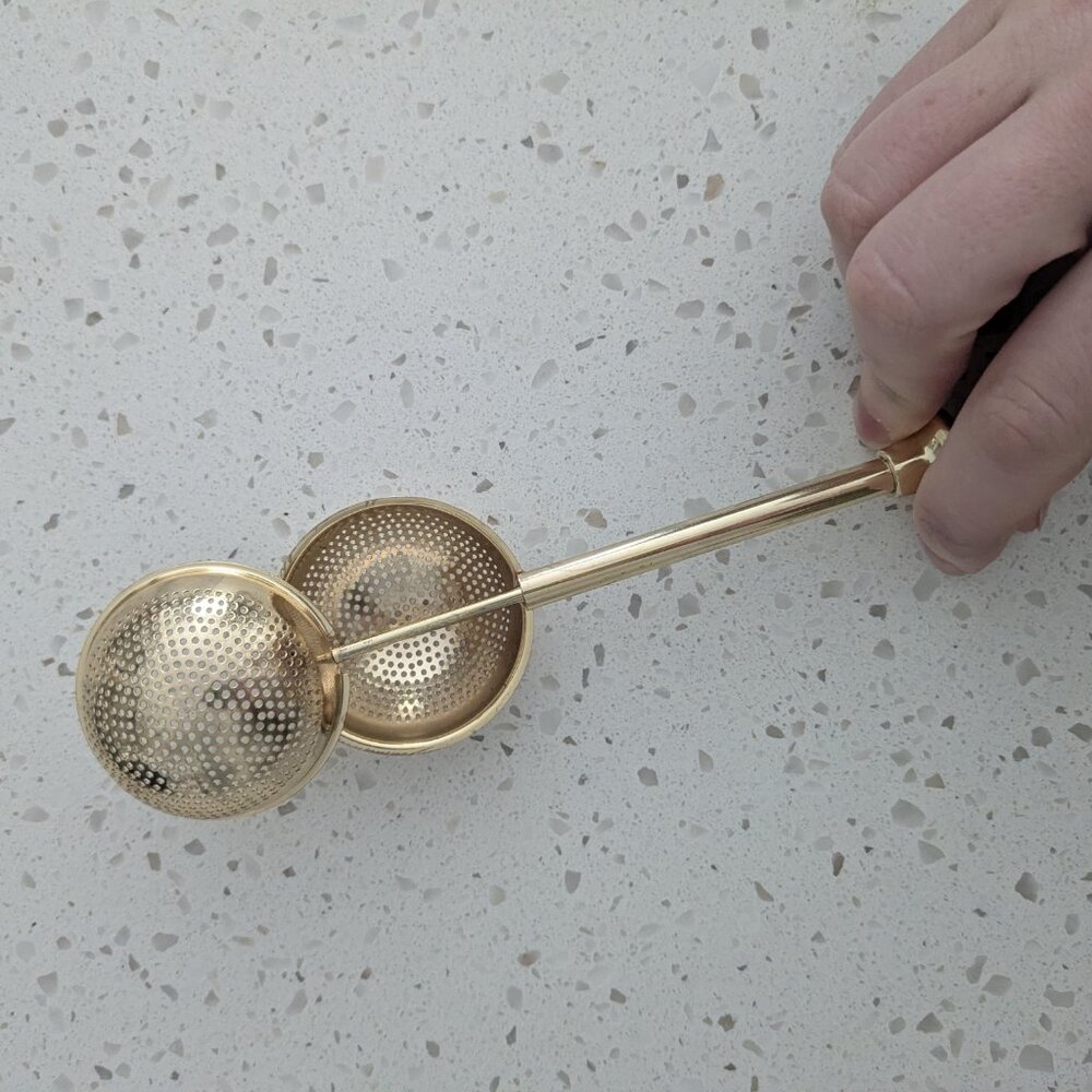 Gold Tea Infuser - Picture 2 of 3